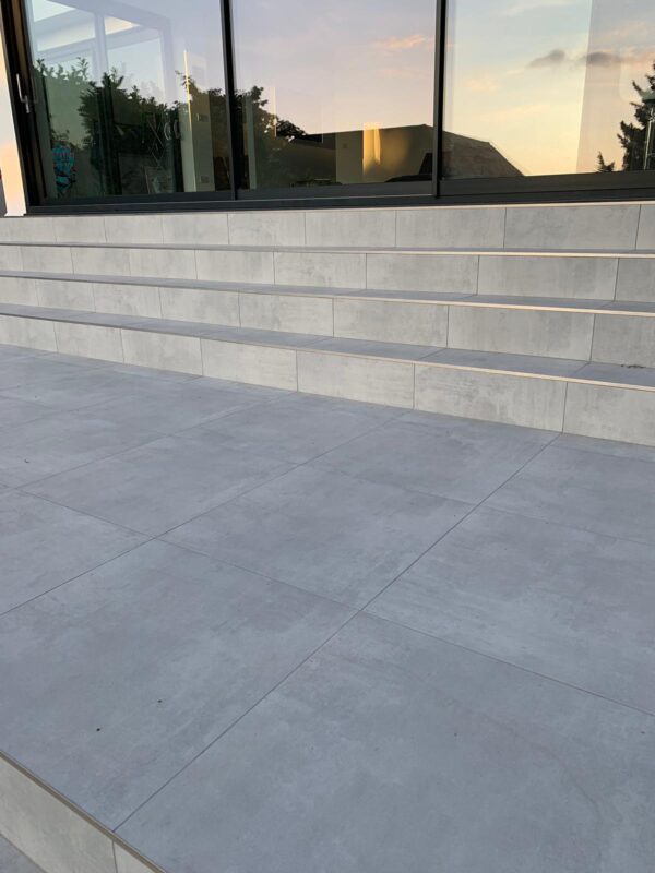 Bishop Grey Outdoor Porcelain tile