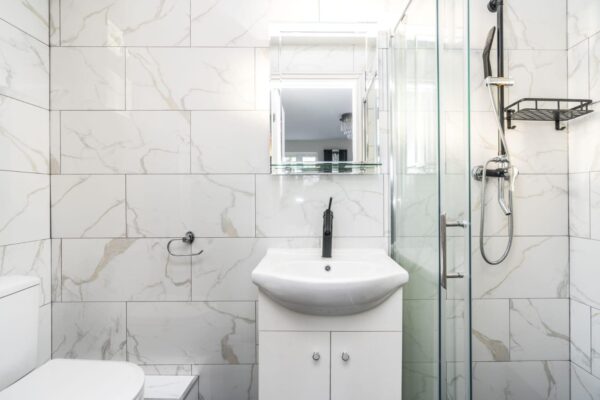 Carrara Gold Polished Porcelain